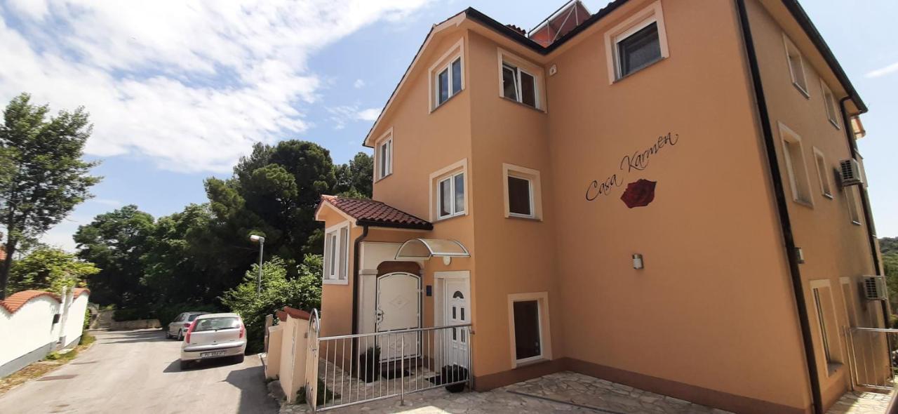 Apartments Casa Karmen Pula Exterior photo